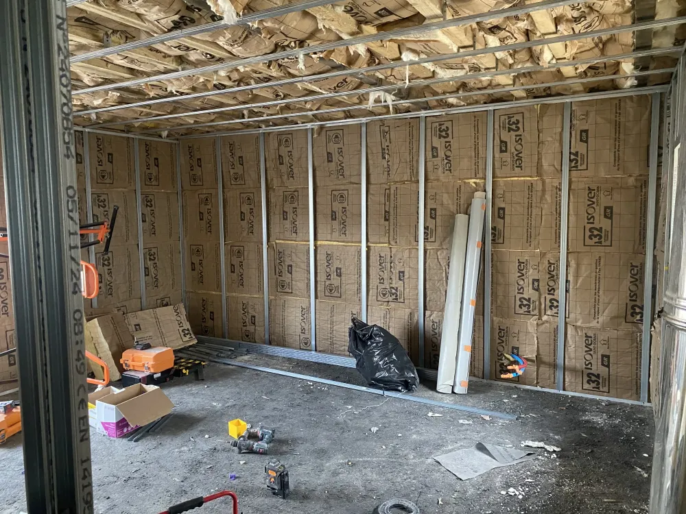 Isolation intérieur à Cours-la-Ville