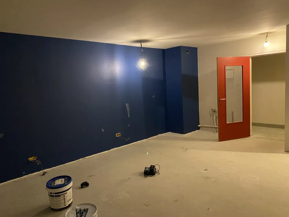 Peinture intérieure à Cours-la-Ville