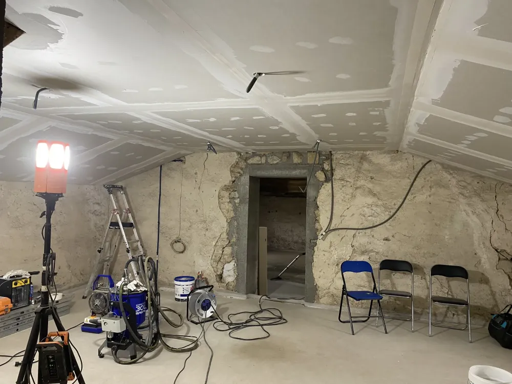 Électricien à Cours-la-Ville